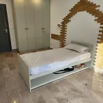 Spacious Apartment Modern
